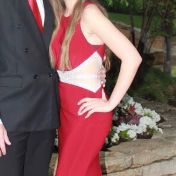 Prom Dress - Picture 3 of 5